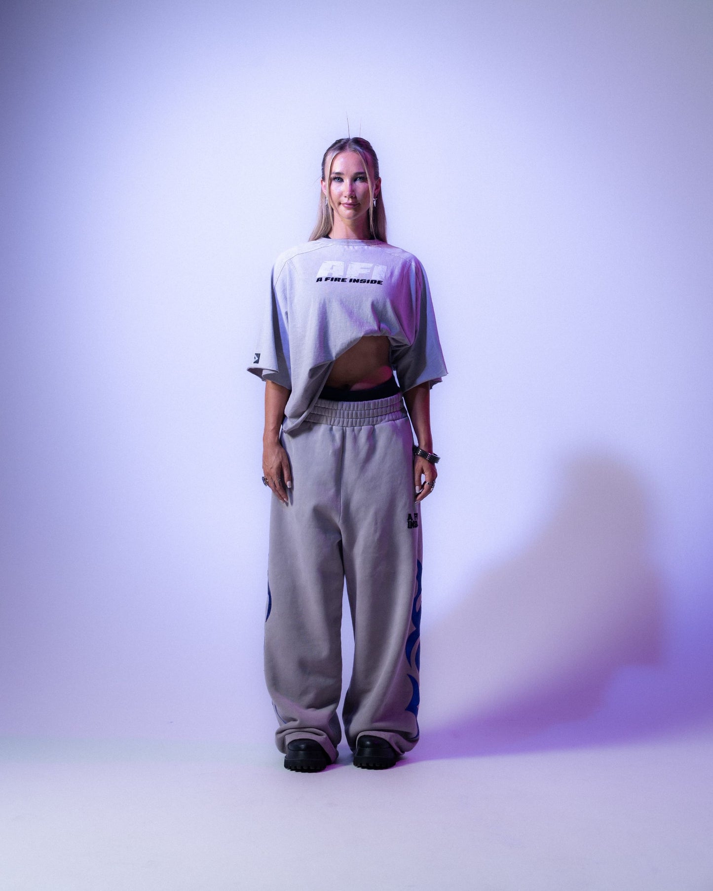AFI MOCKNECK TEE - GREY