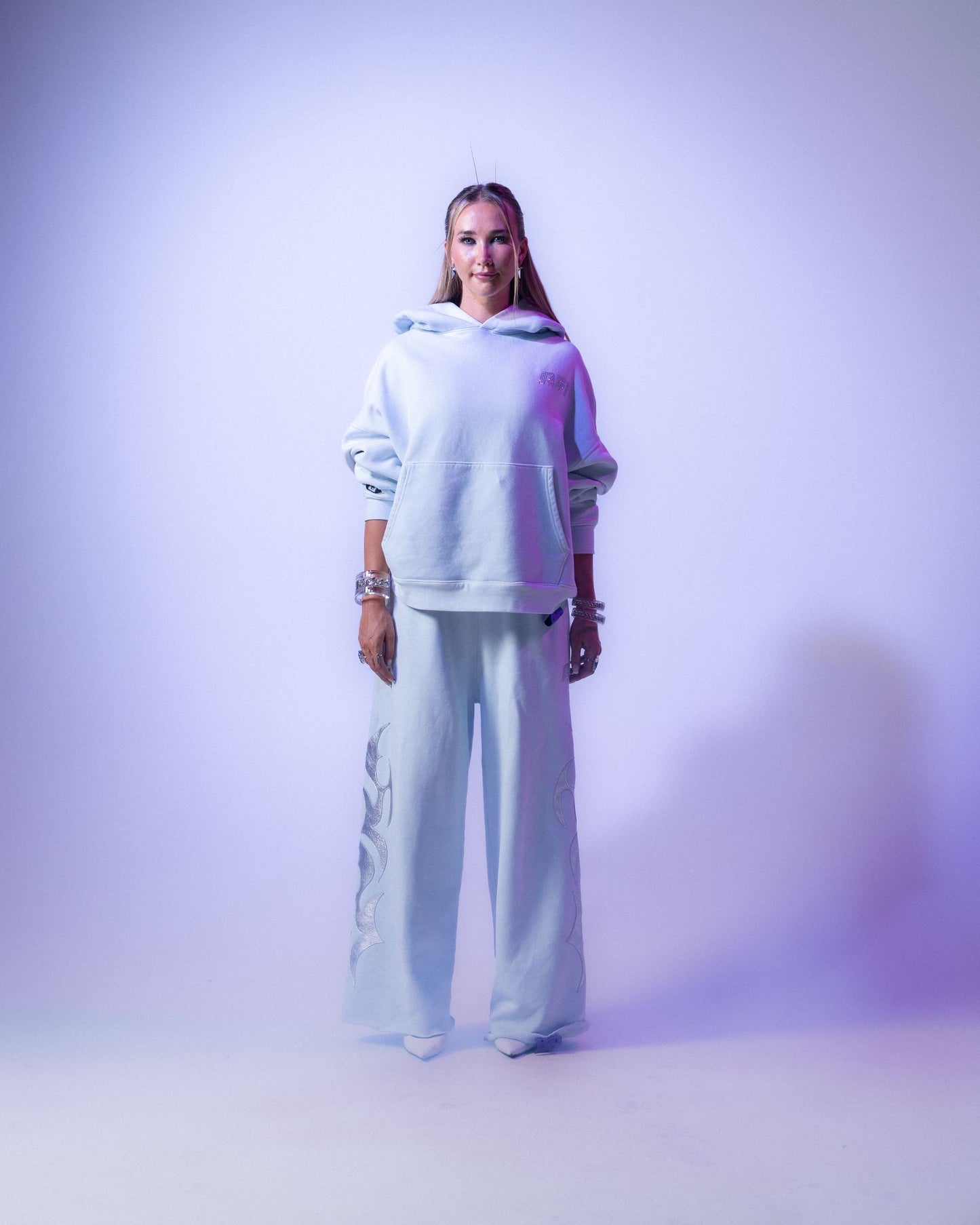 AFI OVERSIZED HOODIE - BABY BLUE