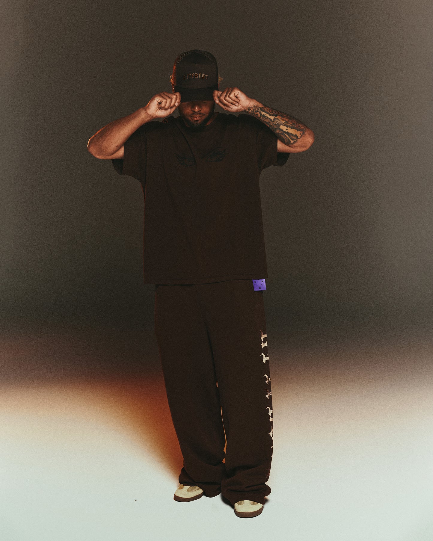 AFIFROST BROWN TEE