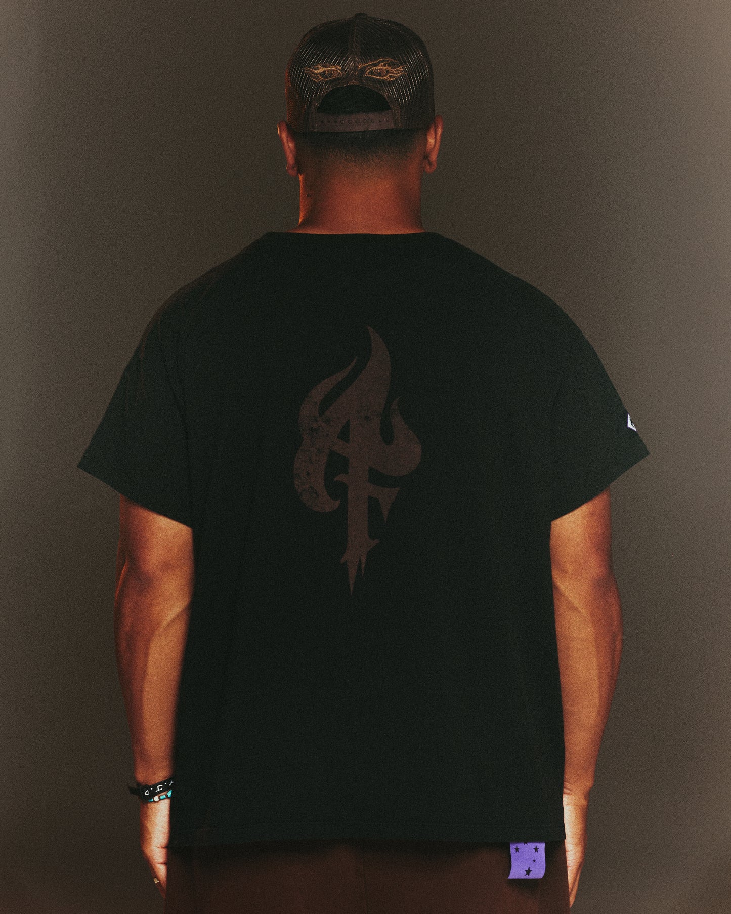 AFIFROST BLACK TEE